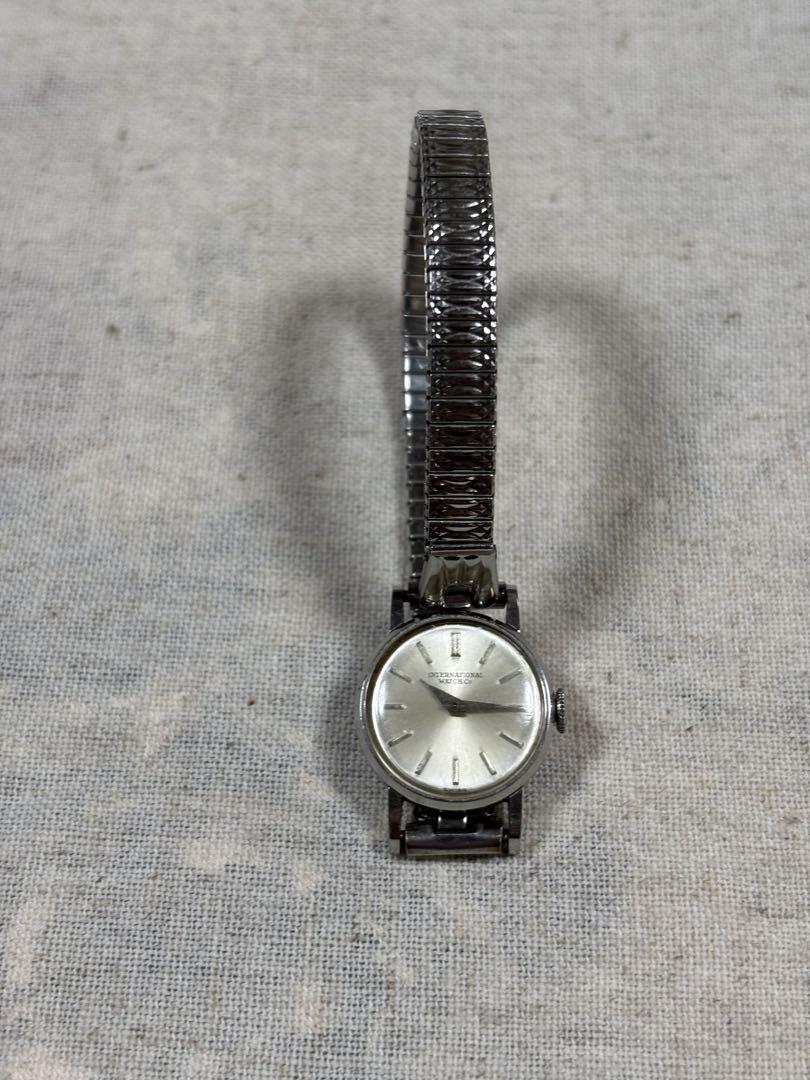 稼働品INTERNATIONAL WATCH CO. 手巻き時計 ヴィンテージ