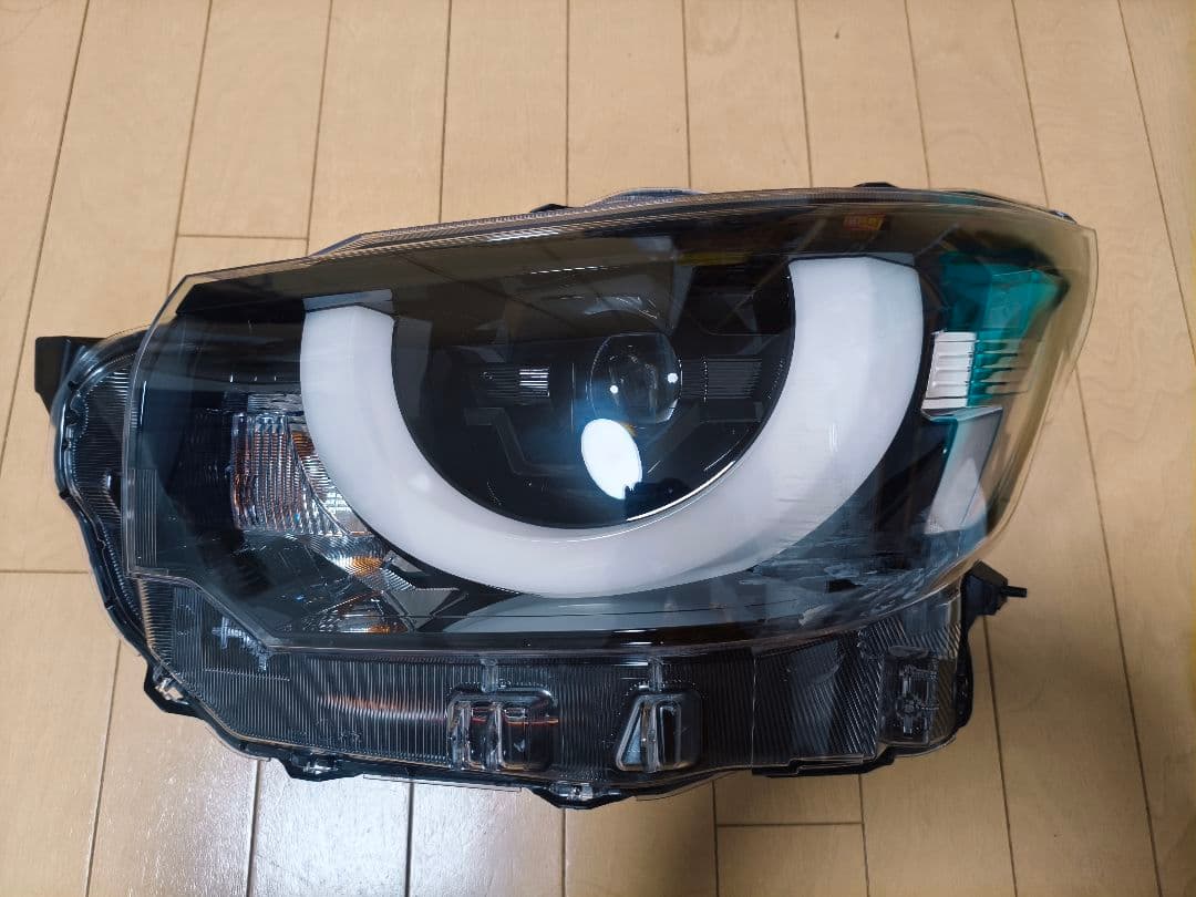 【ジャンク】デリカミニ ヘッドランプユニットLH(助手席側)