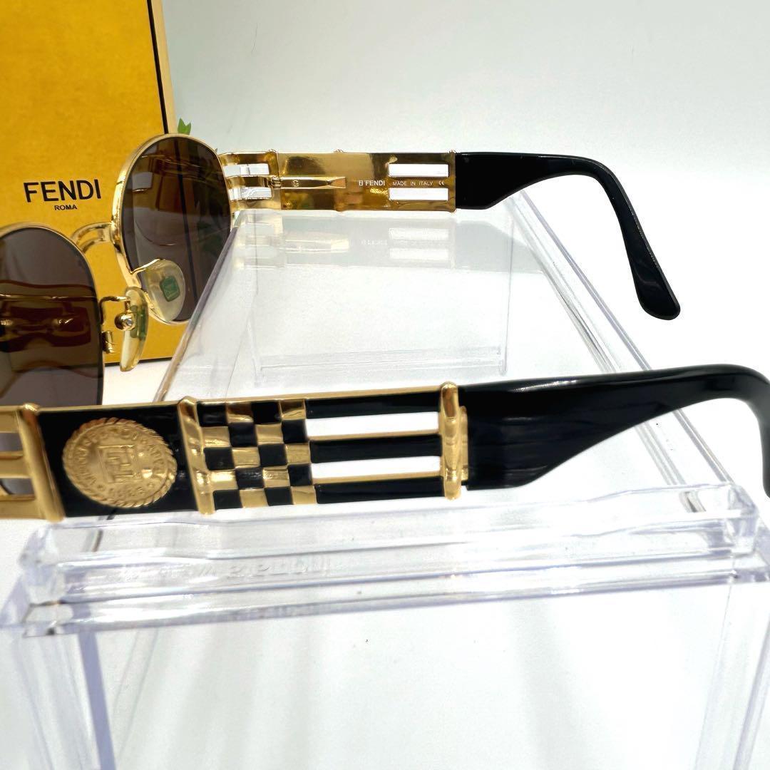 ①FENDI サングラス SL7027 FF ロゴ ゴールド ヴィンテージ