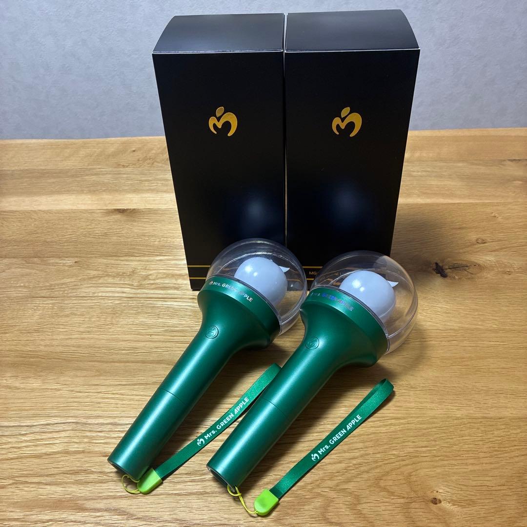 ミセスペンライト2個セット MGA official Light stick