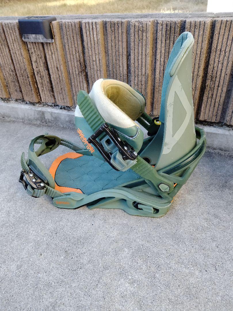 SALOMON DISTRICT Mサイズ