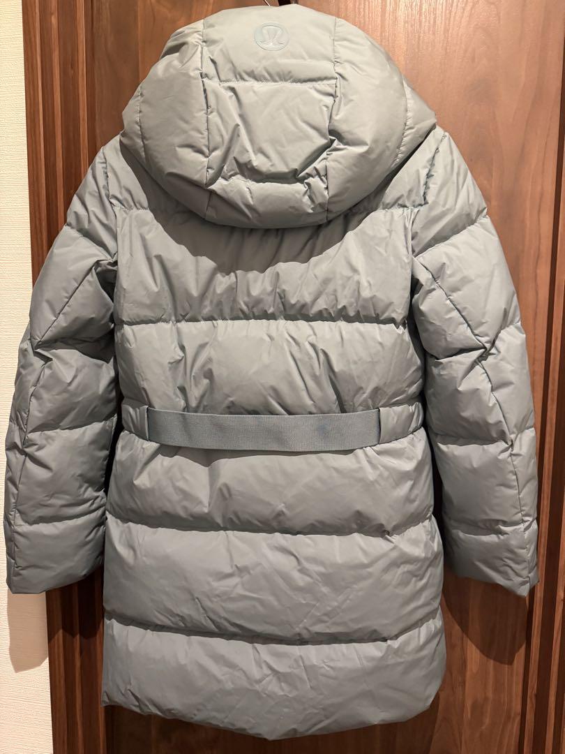 お値下げ中 ❗️Lululemon フード付きダウンジャケット