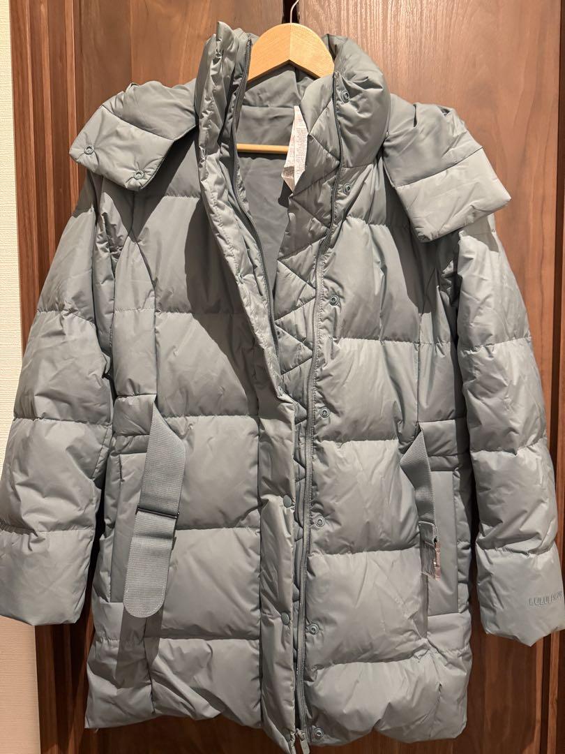 お値下げ中 ❗️Lululemon フード付きダウンジャケット