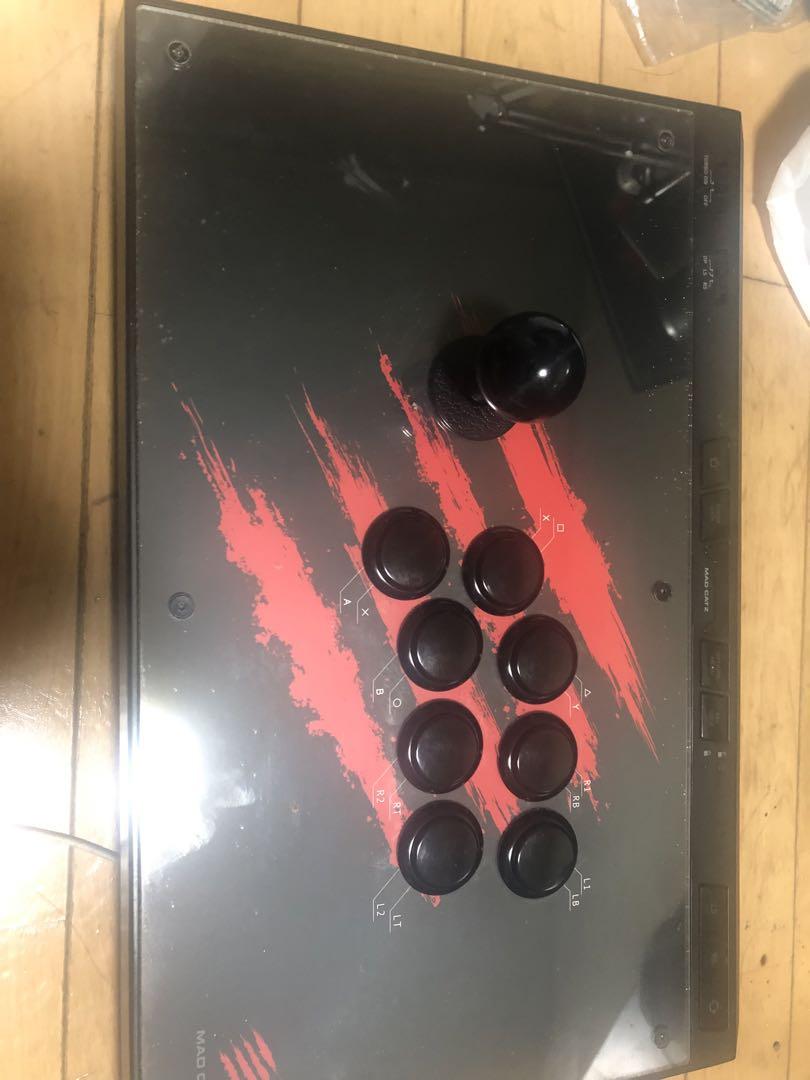 MAD CATS EGO アーケードスティック 8ボタン