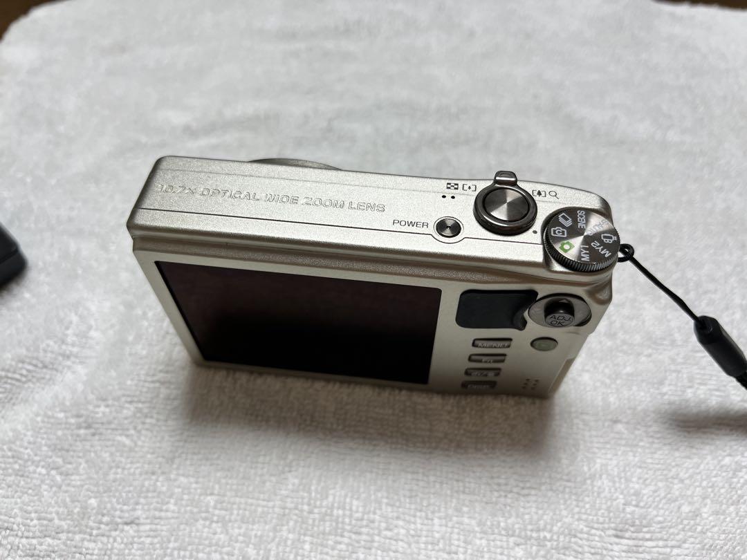 RICOH CX4 コンパクトデジタルカメラ シルバー
