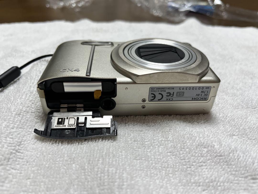 RICOH CX4 コンパクトデジタルカメラ シルバー