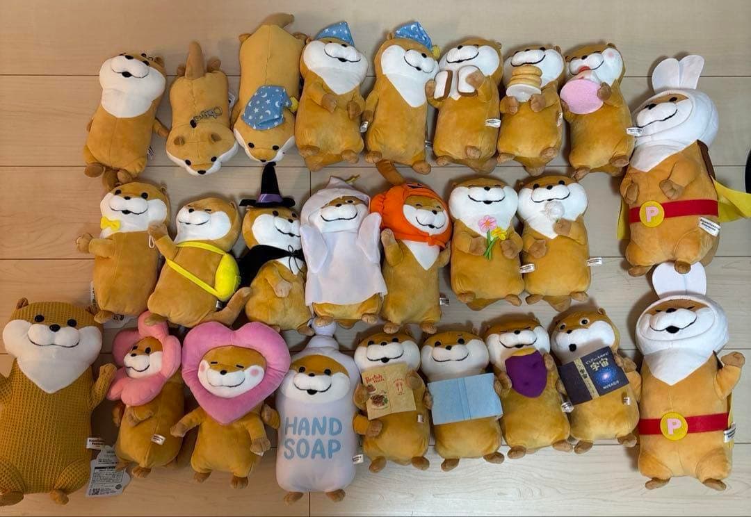 可愛い嘘のカワウソ　ぬいぐるみ　ポーチ　クッション　まとめ売り