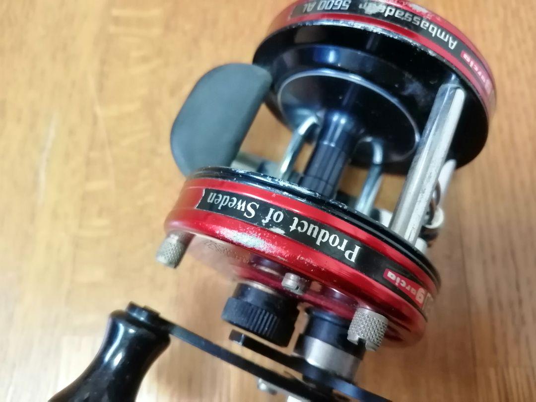 73 ABUアンバサダー5600AL中古オールドトップウォーター雷魚バス