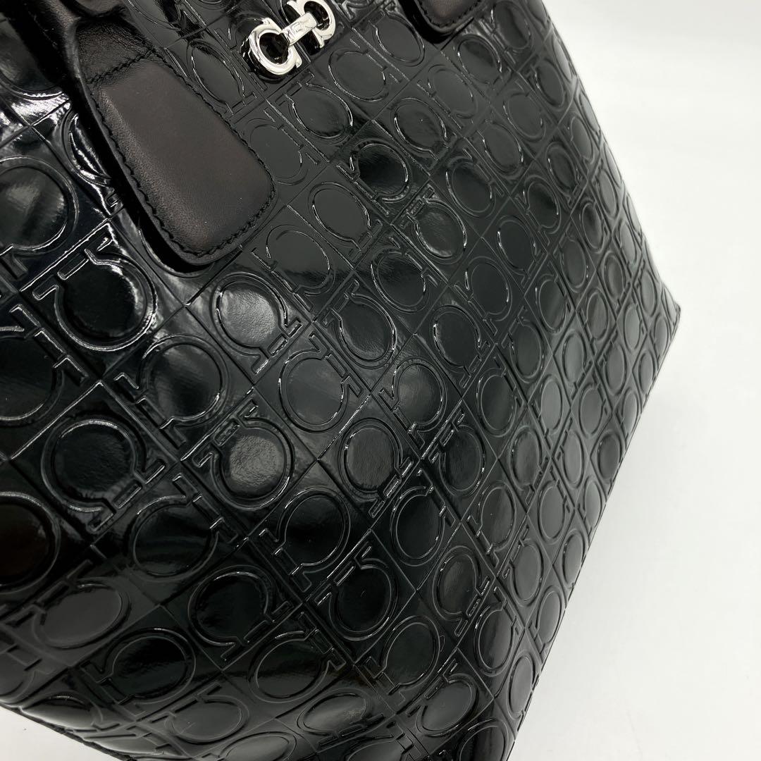 美品【Salvatore Ferragamo】トートバッグ ガンチーニ型押し