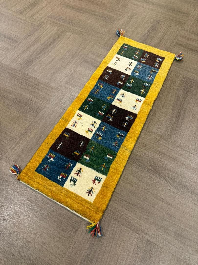 ペルシャ絨毯 ギャッベ