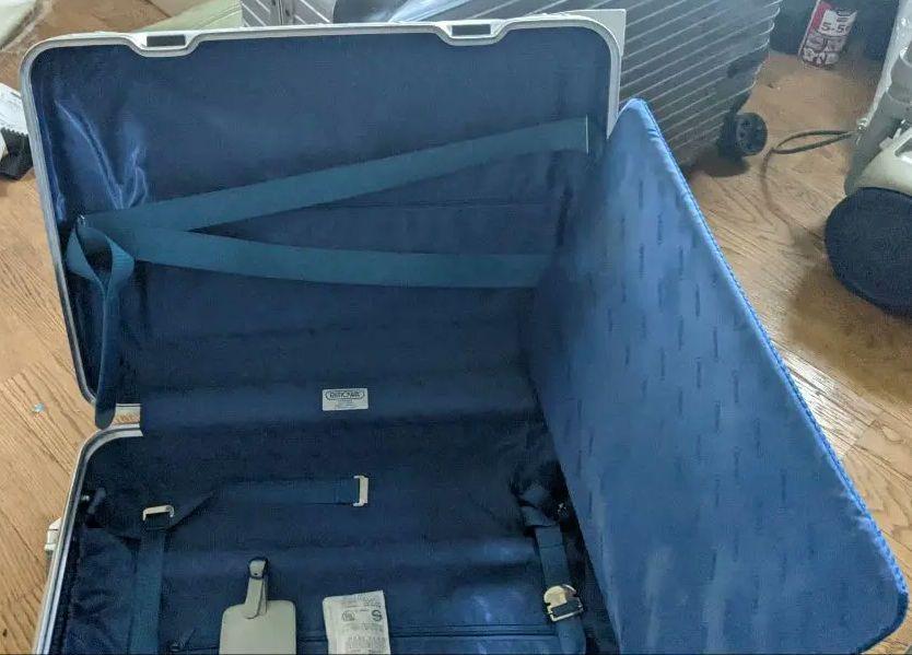 rimowa トパーズ　32L　2輪　ドイツ製