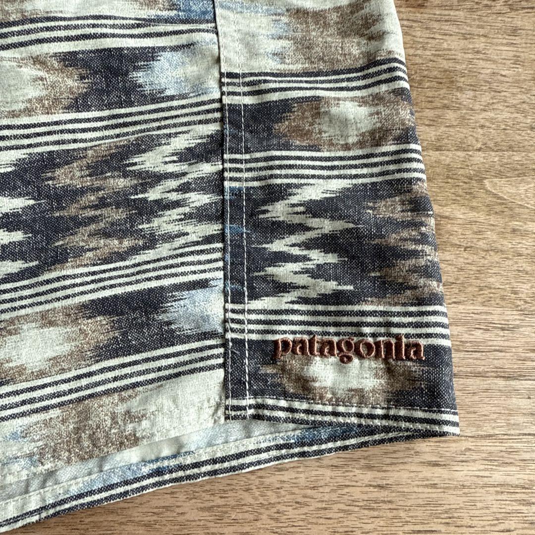 patagonia 幾何学模様 ショートパンツ - メルカリ