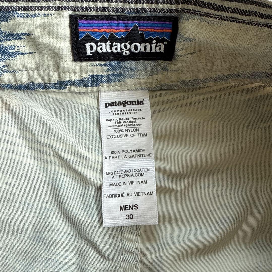 patagonia 幾何学模様 ショートパンツ - メルカリ