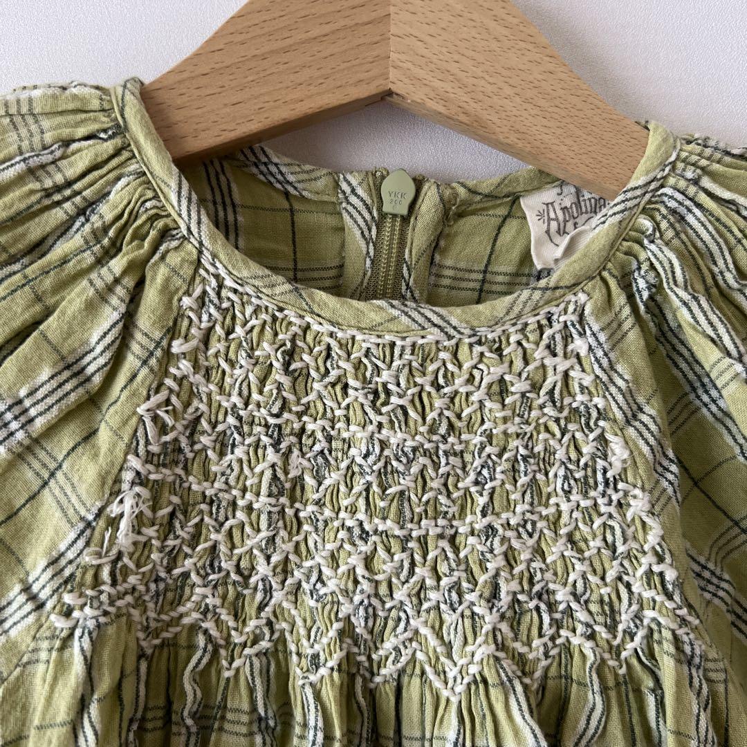 Apolina 海外子供服 刺繍ワンピース