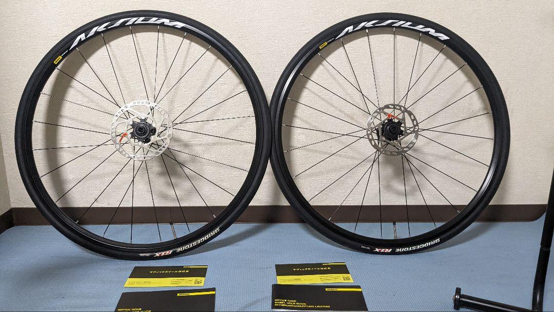 特別セーフ MAVIC AKSIUM DISC（未使用）前後セット パーツ