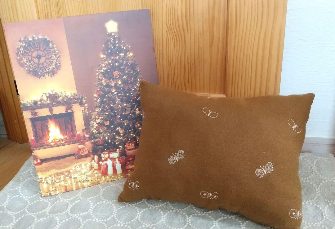 クリスマス限定価格☆　マスタードクッション