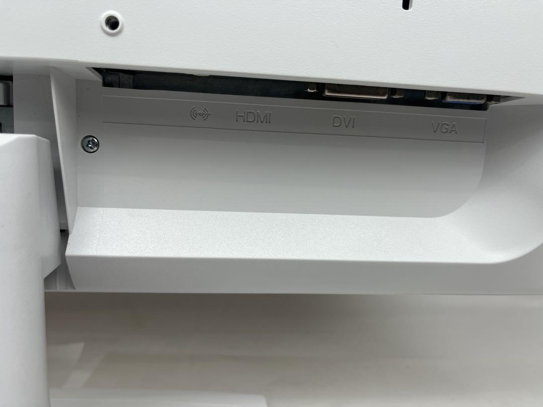 EPSON LD24W85L 23.8インチモニター　内蔵スピーカーPS4対応 EPSON LD24W85L 23.8インチモニター 内蔵スピーカーPS4対応
