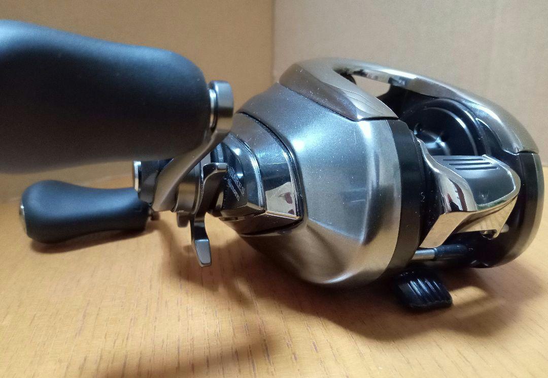 SHIMANO　シマノ　16アンタレスDC　左ハンドル　03518