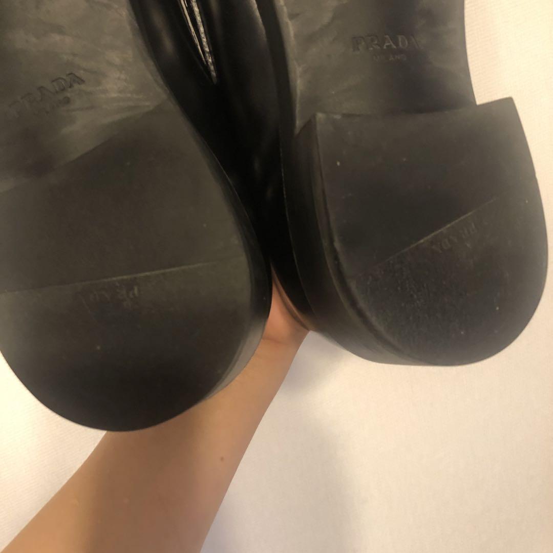 PRADA チョコレートブラッシュドレザーローファー