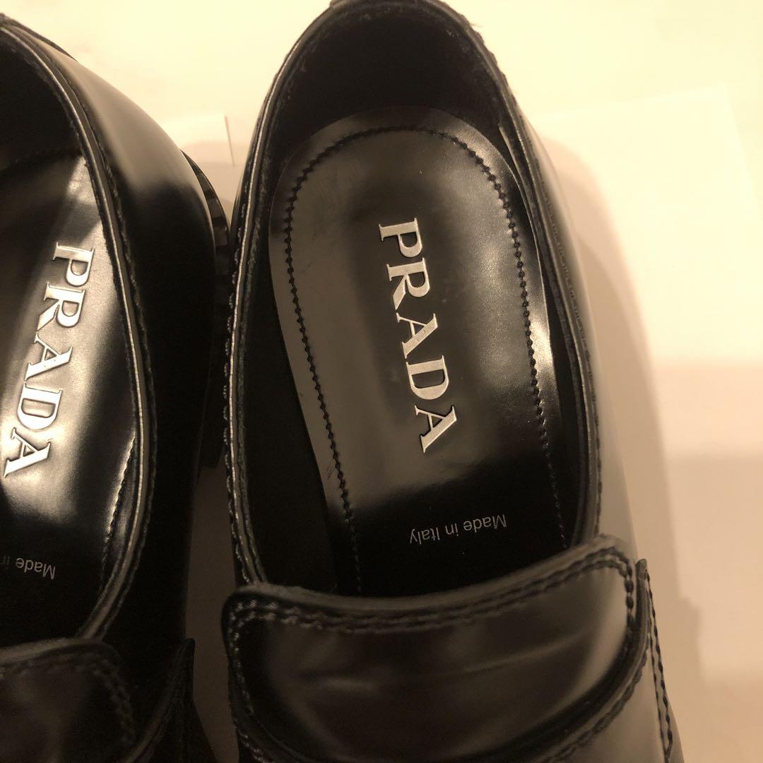 PRADA チョコレートブラッシュドレザーローファー