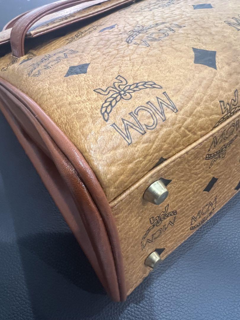 2025新商品 ハンドバッグ ロゴプリント MCM ブラウン メルカリ - バッグ