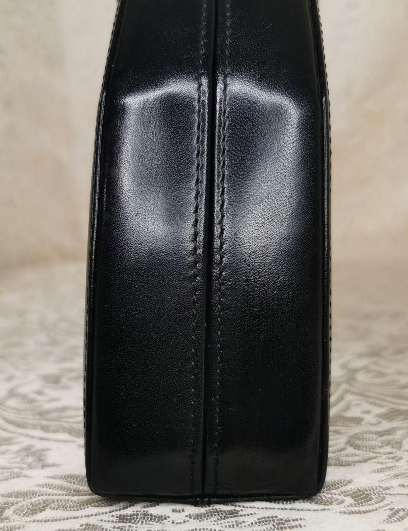 希少　ジバンシー　GIVENCHY　SACS　クラッチバッグ　ブラック