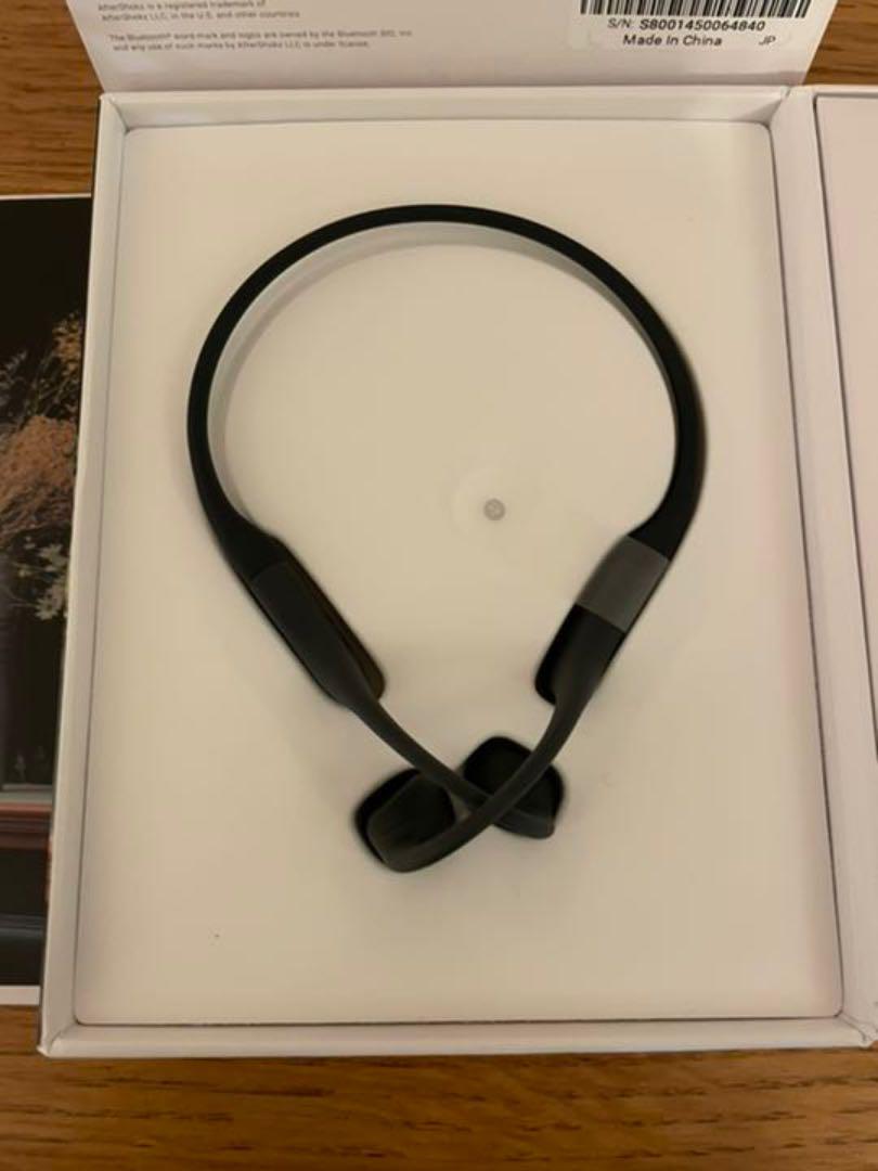 人気SALE大人気 Aeropex Play Cosmic Black AfterShokz 骨伝導 Xe2ZW-m62416783708 超歓迎お得