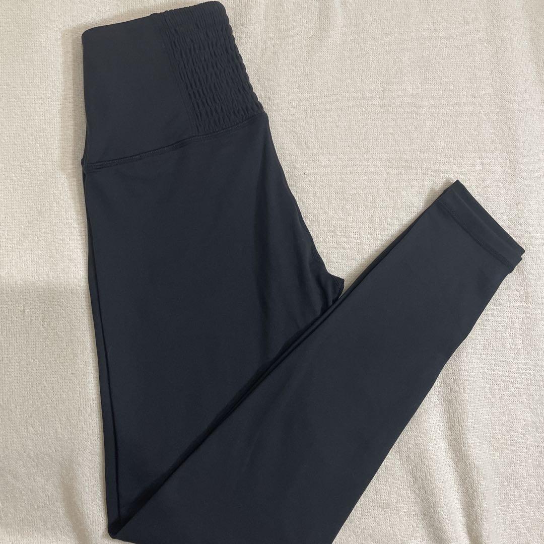 新品 SUKALA ブラック ヨガパンツ Sサイズ ホットヨガ ピラティス LAVA SUKALA ヨガパンツ ベーシックレギンス Sサイズ ブラック