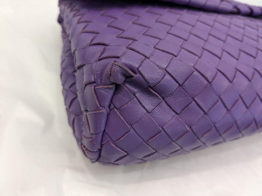 BOTTEGA VENETA イントレチャート ショルダーバッグ
