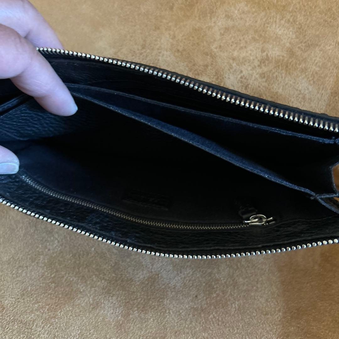 FENDI バグズアイ　モンスタークラッチバッグ最終値下