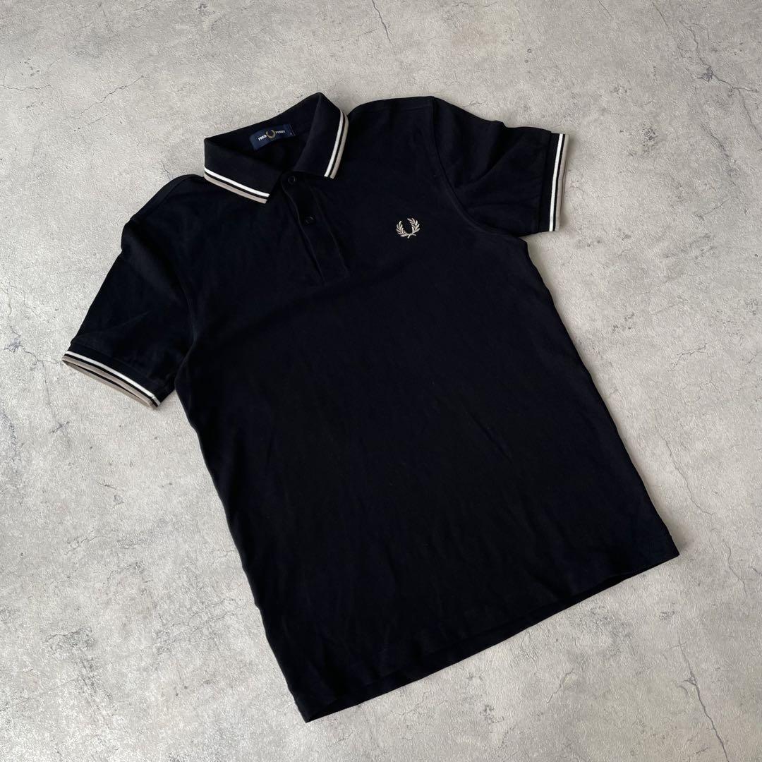 FRED PERRY フレッドペリー ポロシャツ ロゴ 黒