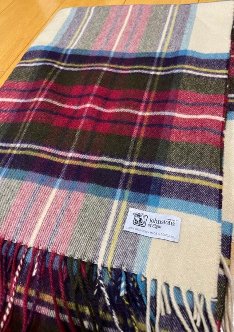 ジョンストンズ オブ エルガン カシミヤ100% チェック柄 大判ストールJohnstons of Elgin