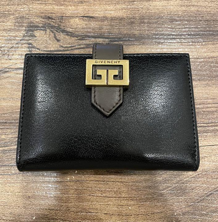 参考価格 値下げ！【超美品】GIVENCHY GV3 カードコインケース　二つ折り