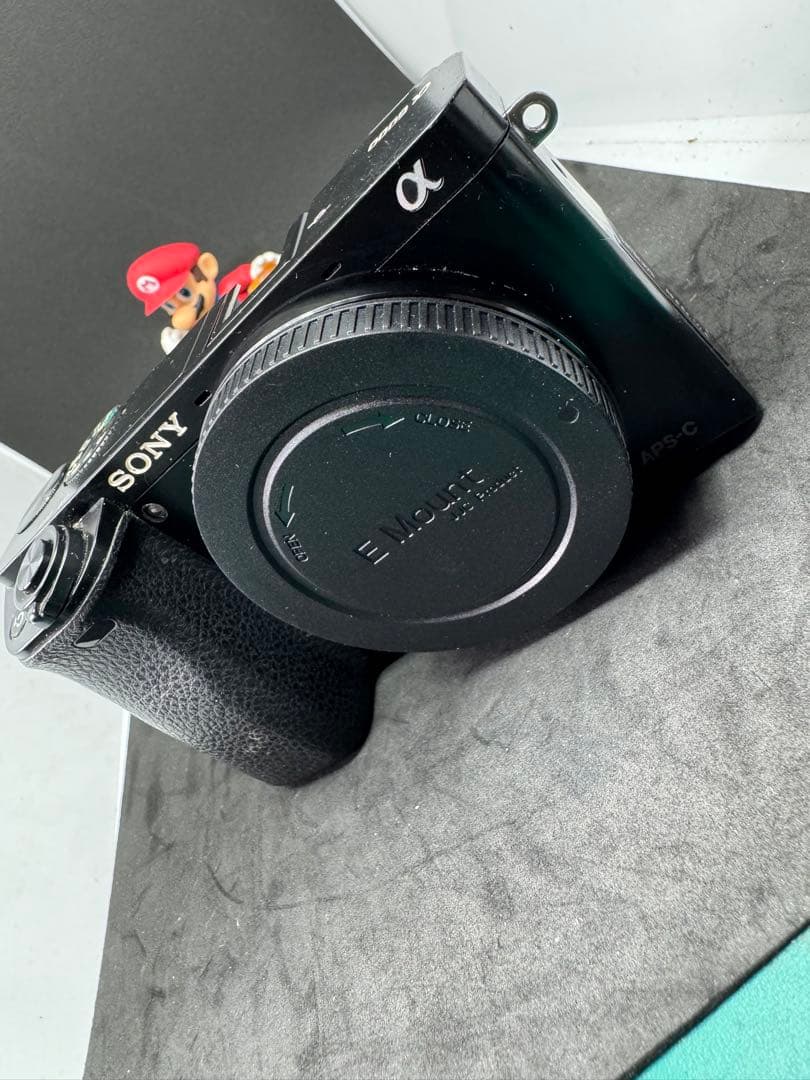 SONY α6000 ミラーレス一眼 ブラック　ILCE-6000