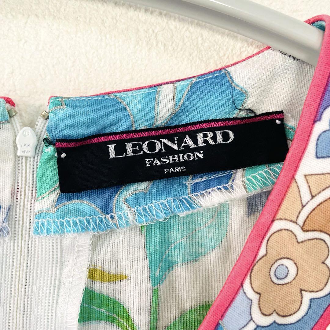 レオナール　 花柄　半袖Tシャツ LEONARD　白　リゾート レオナール 花柄 半袖Tシャツ LEONARD 白 リゾート - メルカリ