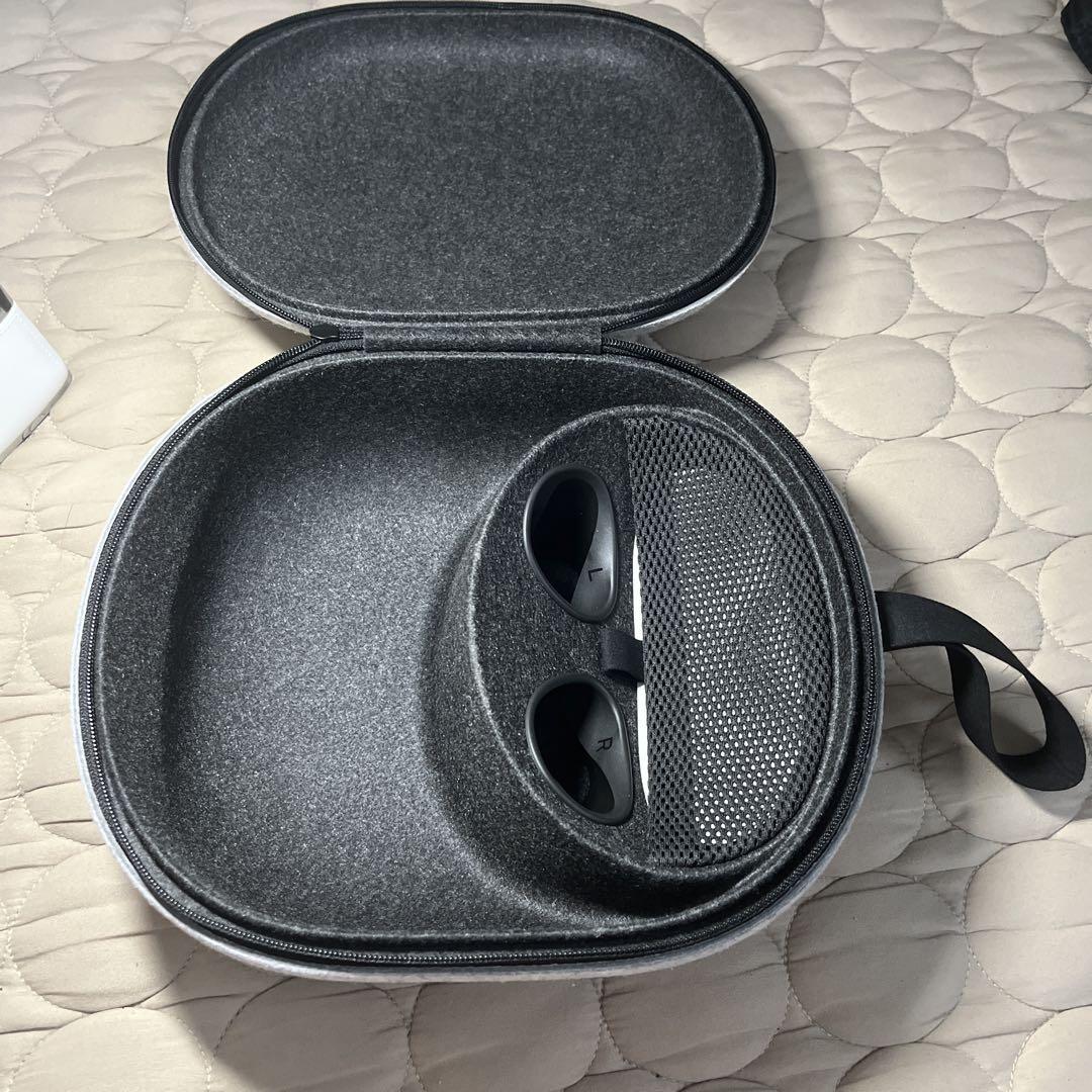 純正品  Quest 3 3S 携帯用ケース