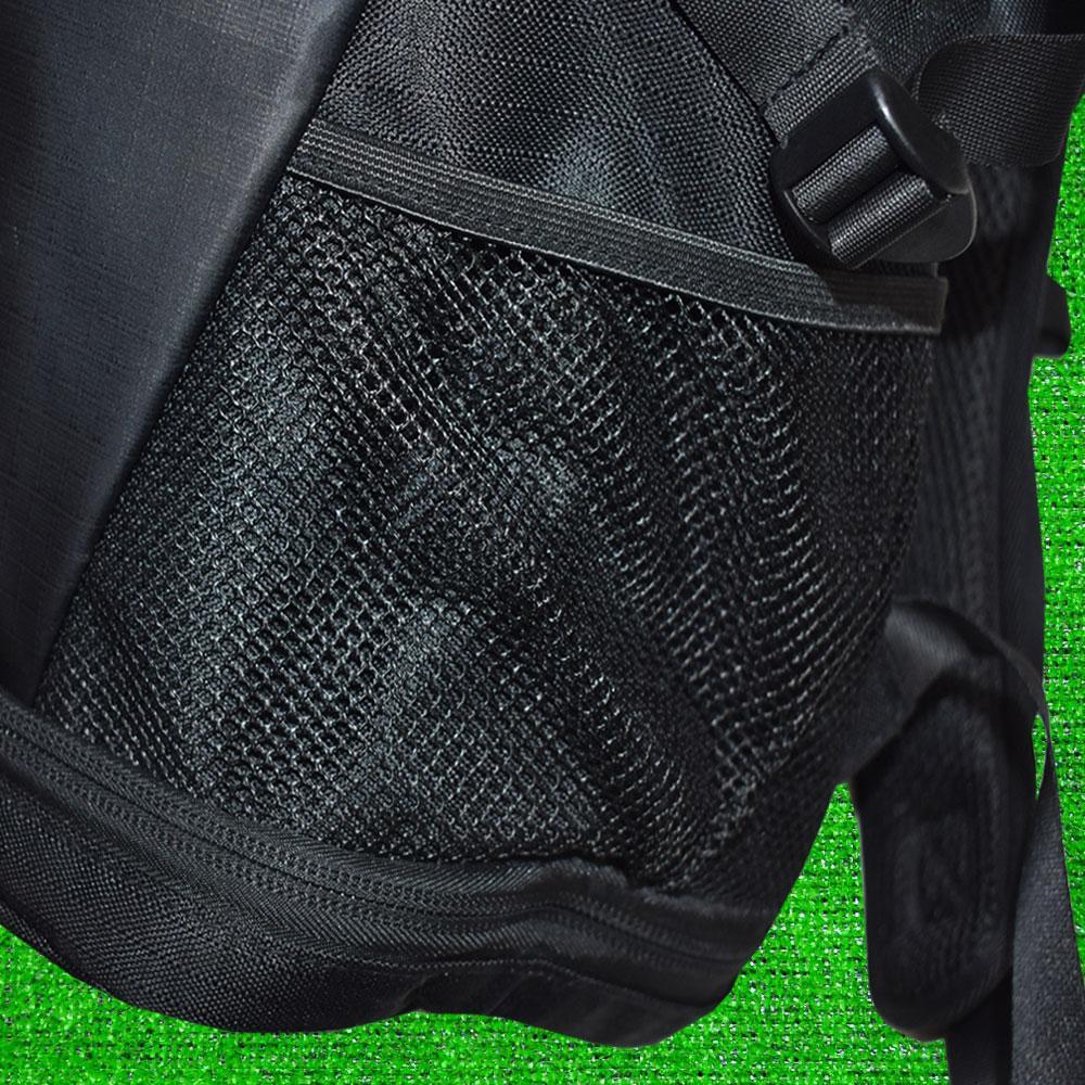 ＳＲＩＸＯＮ スリクソン バックパック リュック【ブラック】美品！