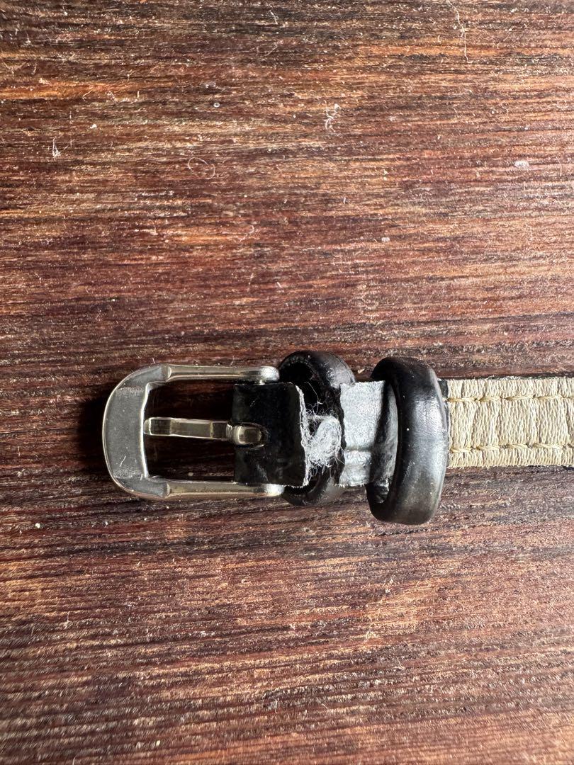 【ジャンク品】オブレイ　Obrey オーバル型 腕時計