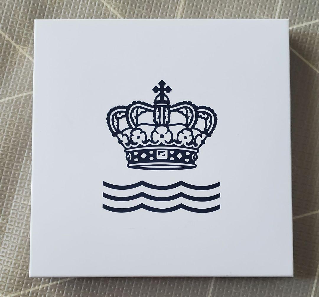   イヤープレート　2019年 馬とウサギの皿 Royal Copenhagen 2019年製皿 馬とウサギ イヤープレート - メルカリ