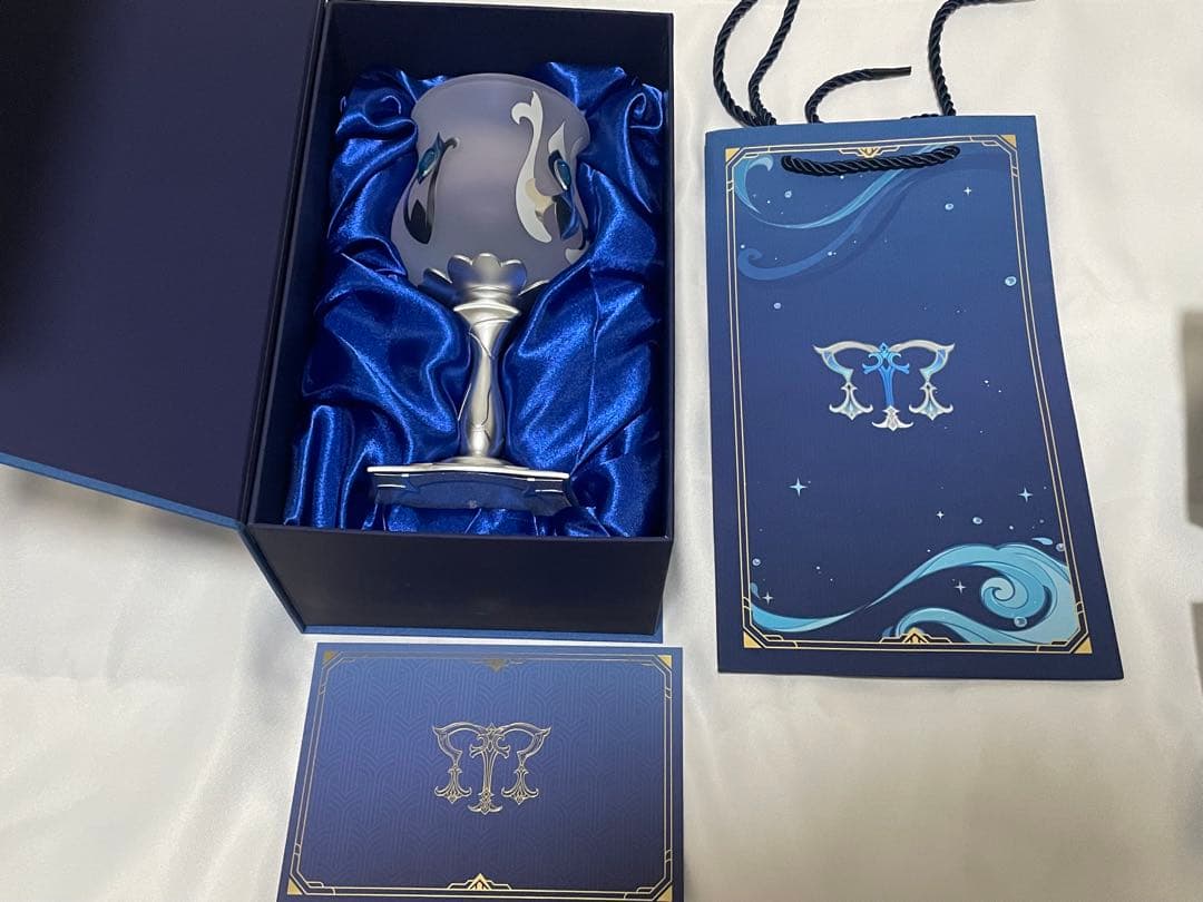 公式正規品 原神　ヌヴィレット　「万水は一に帰す」ワイングラス 送料込み