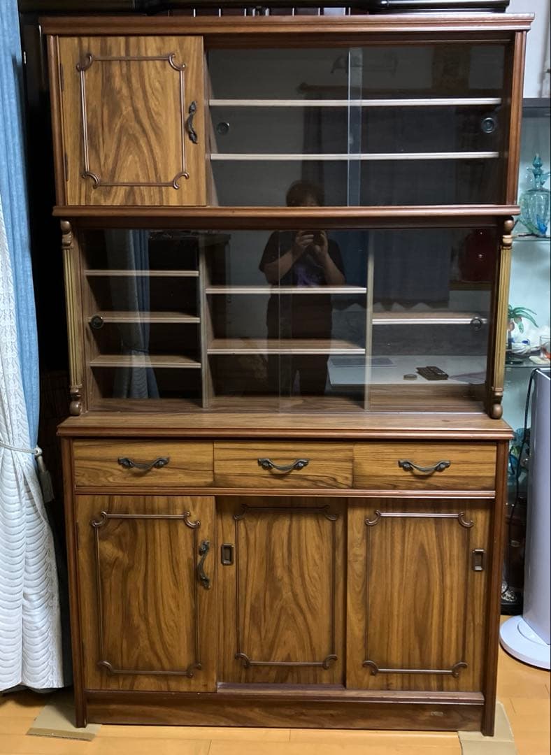 木製食器棚 ブラウン クラシックスタイル傷や汚れあり