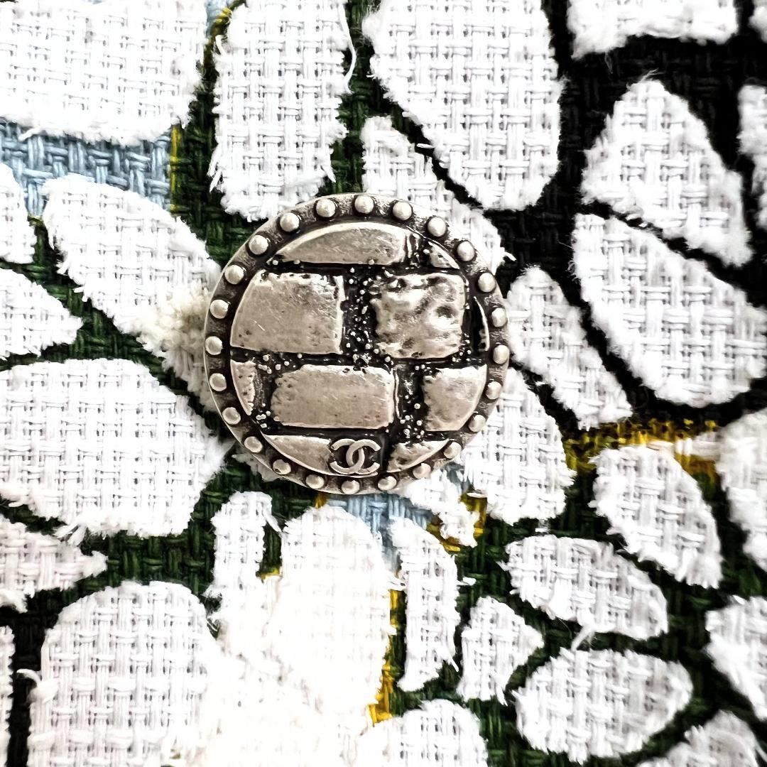 ☆CHANEL☆極美品☆サマーツイード☆カメリア刺繍☆ノーカラー