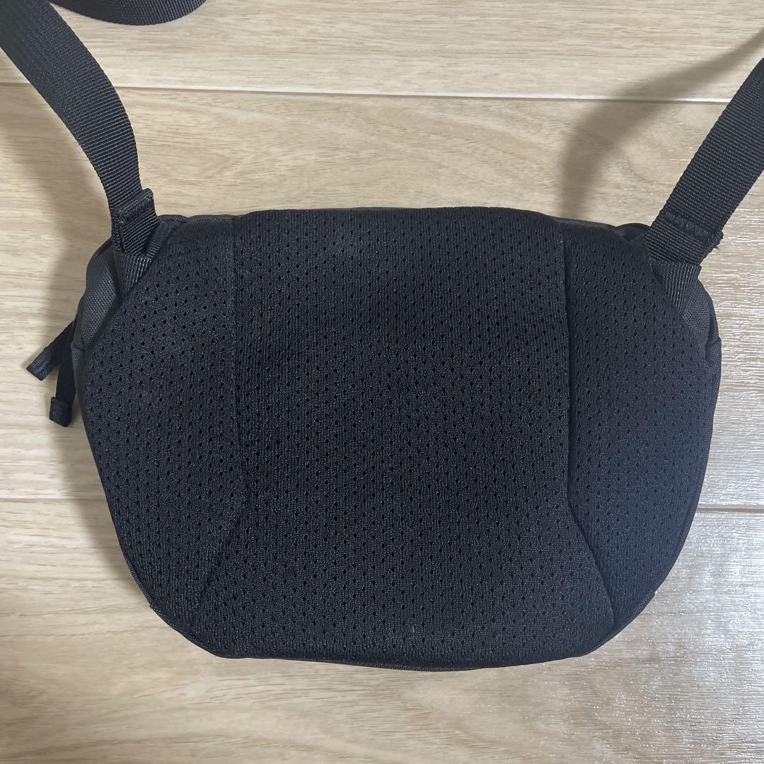 ARC'TERYX ショルダーバッグ ブラック
