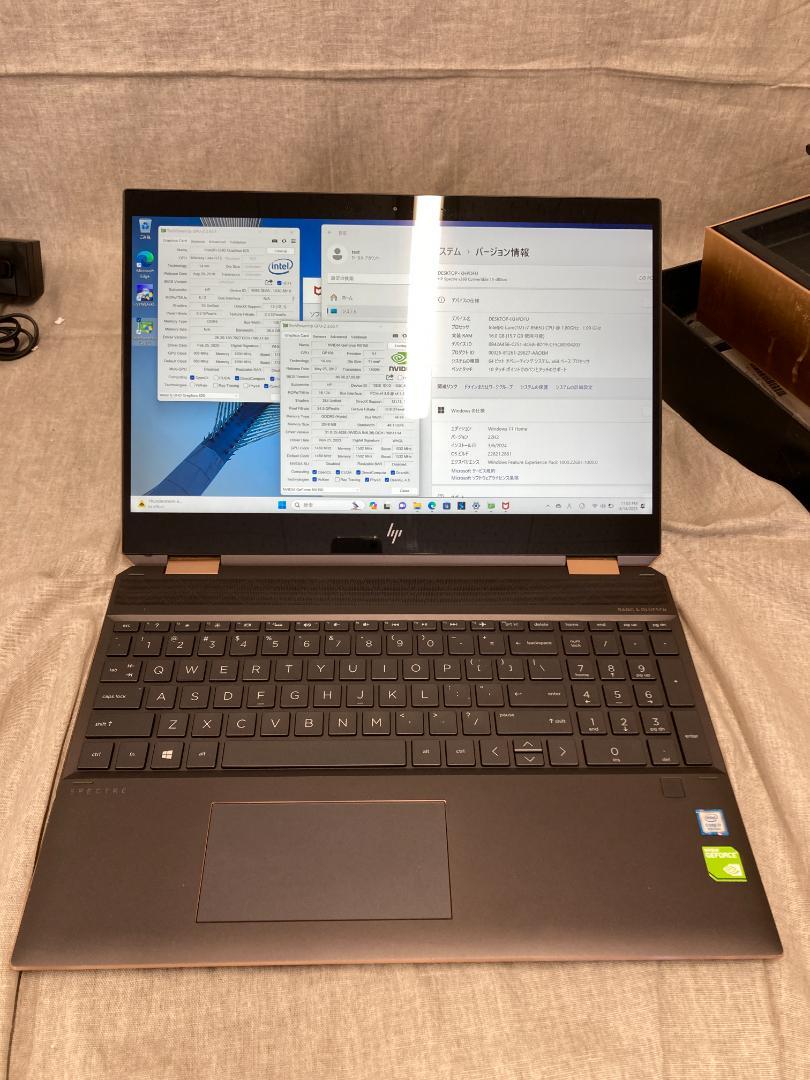 Spectre x360 2-in-1 プレミアム 4K AMOLED