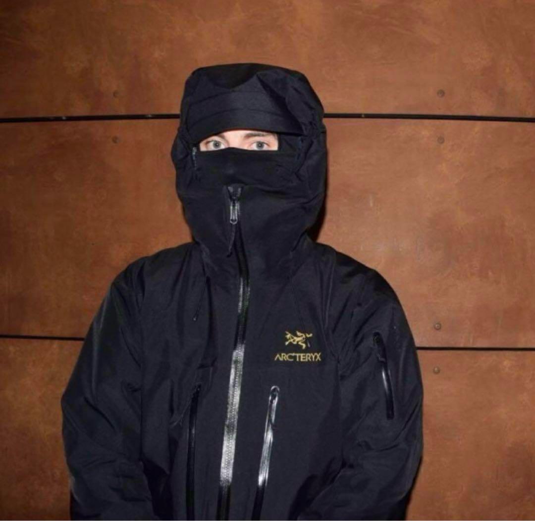 ジャケット・アウター ARC'TERYX ALPHA SV 24K