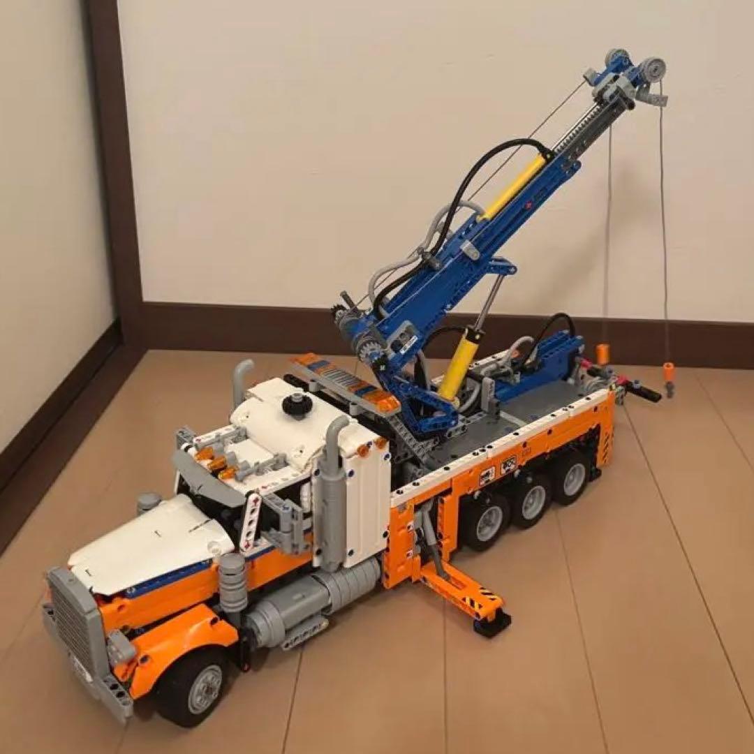 42128 大型レッカー車