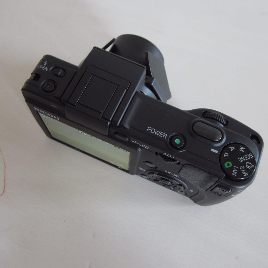 RICOH GX100