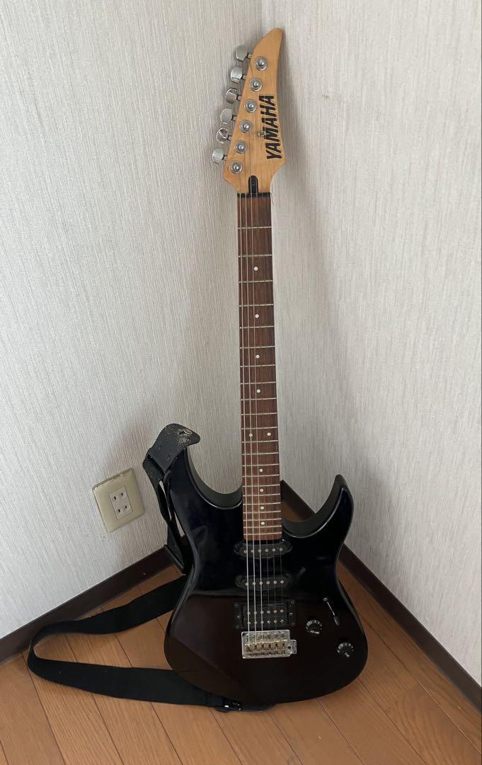 Yamaha RGX112S ブラックエレキギター ＋ストラップ付き Yamaha RGX112S ブラックエレキギター ストラップ、ソフトケース