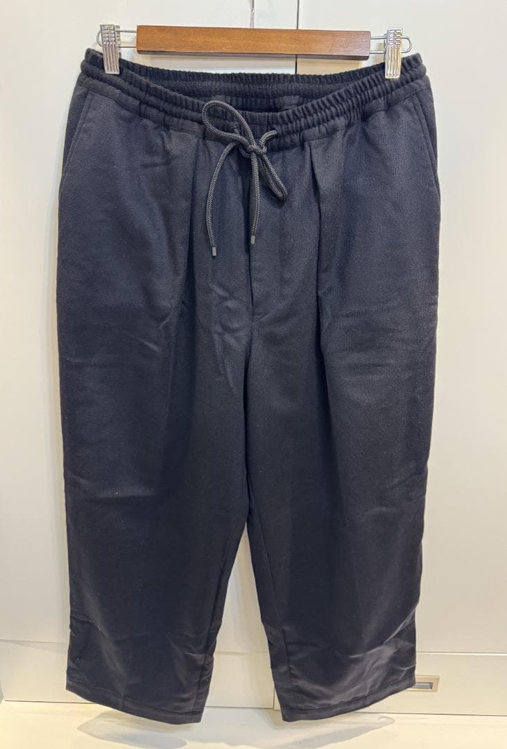 新品 マーカウェア CASHMERE CLASSIC FIT EAZYPANTS