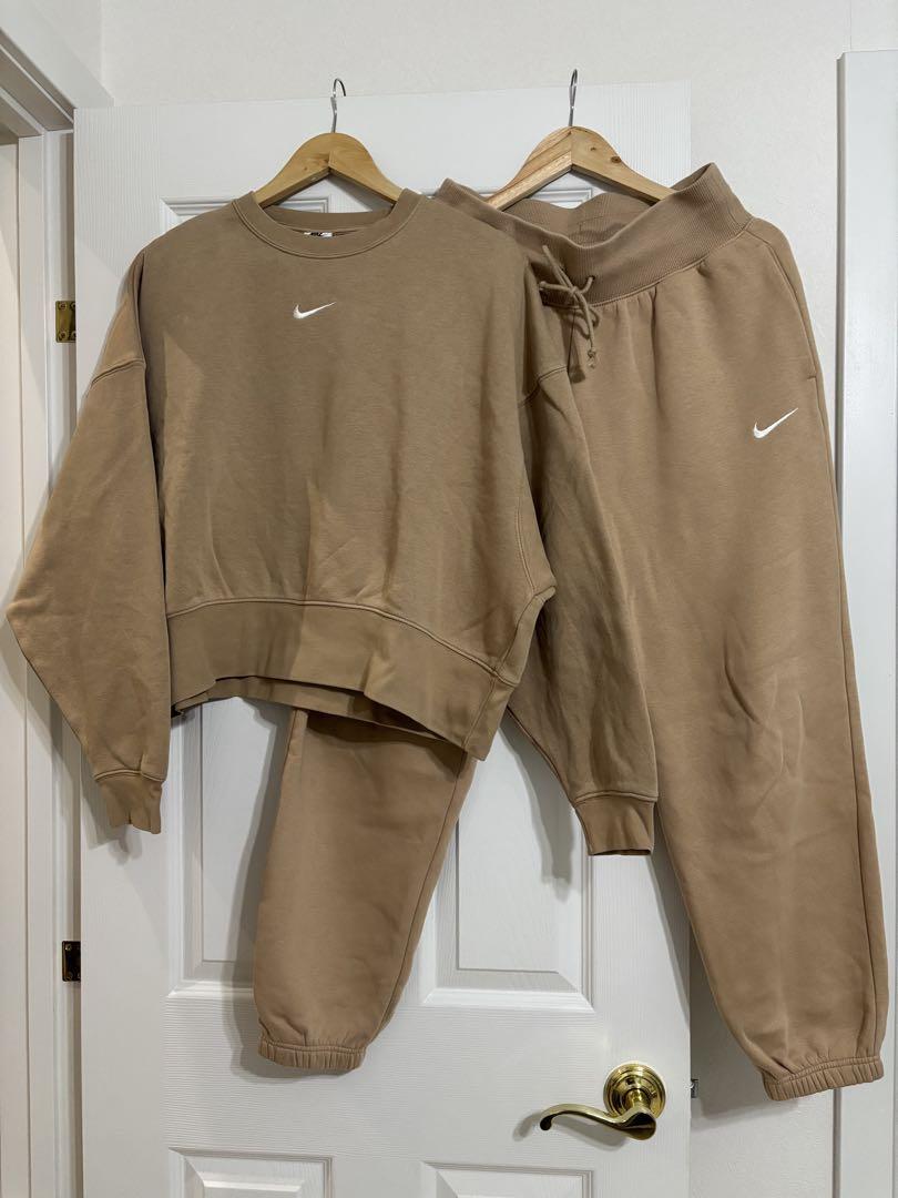 Nike ベージュ スウェットセットアップ Mサイズ